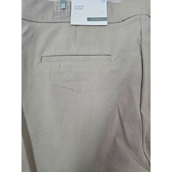Liz Claiborne Studio Crop Sits At Waist Pants Women’s Size 12 Cream NWT - Picture 5 of 11